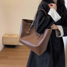 ���ذ�Ů�μ������r�д�����������߼��д�����ܛƤ�ϰ�ͨ�ڰ�