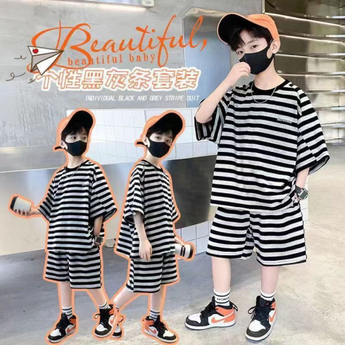 Boys' summer clothing, handsome striped thin sports suit,  medium and large children's loose T-shirt, five-quarter pants, two-piece trendy set