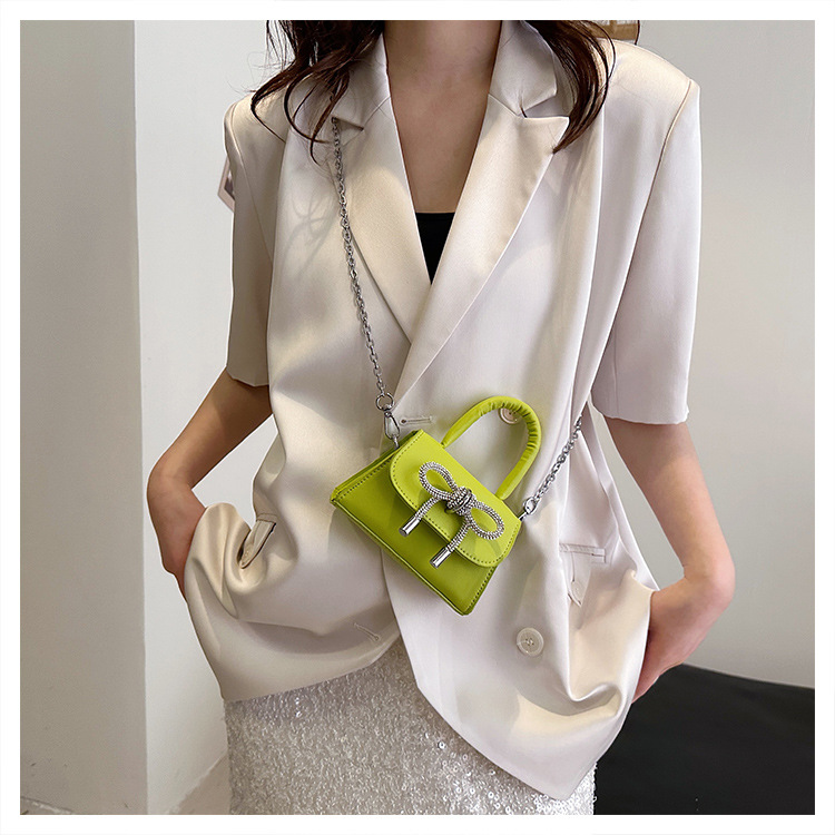 Ins niche French textured bag female 2024 new bow small square bag stylish shoulder messenger bag_voghion.com