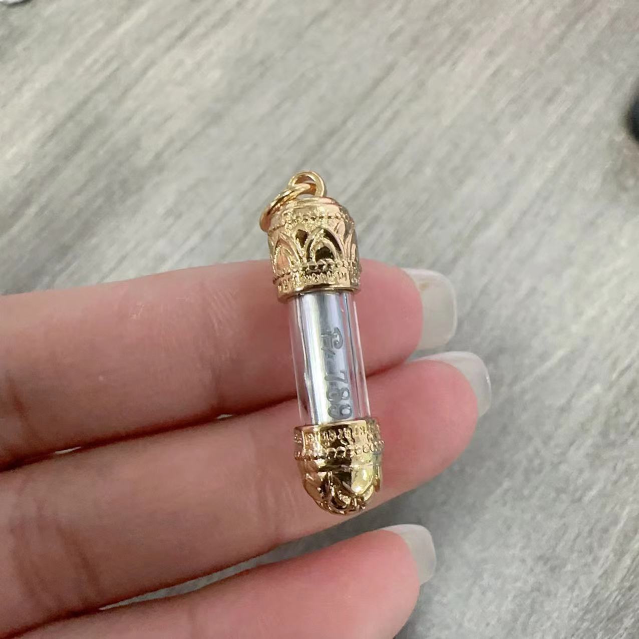 Amulette de Bouddha thaïlandaise Cuba Argent Forune Tube Or Solide Collier Pendentif Simple Vintage Mode Versaile_voghion.com