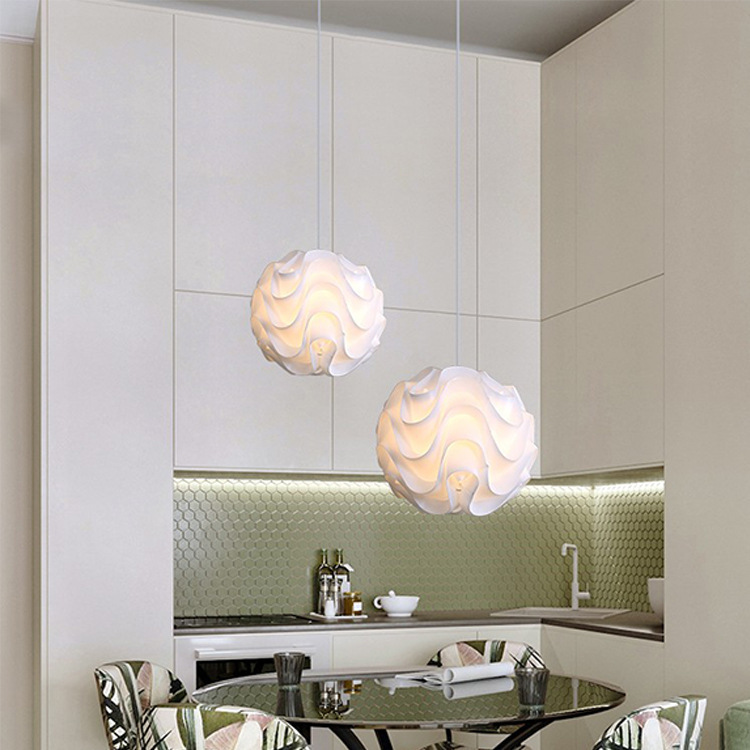 Lámpara de dormitorio francesa de estilo crema moderna y minimalista diseñador nórdico creativo de pino estudio sala de niños luz de comedor