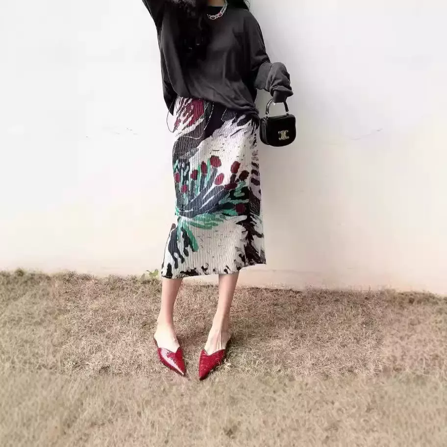 三宅褶皱女装半裙半身裙高腰显瘦开叉包裹裙日系高端直筒裙子