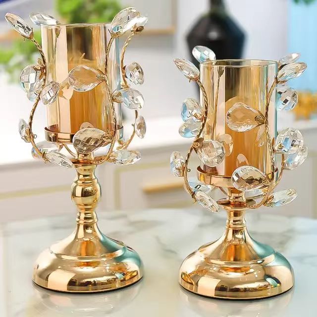 Luz lujosa vela de vidrio de cristal al por mayor simple vidrio europeo romántico mesa de comedor a la luz de las velas accesorios para la cena