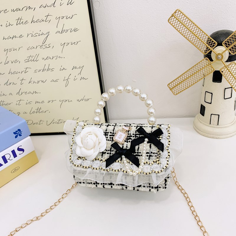 Nueva cadena bolso de mochila para niños negro y blanco tweed pequeño viento fragante bolso de hombro de niñas lindos bolsos de perlas
