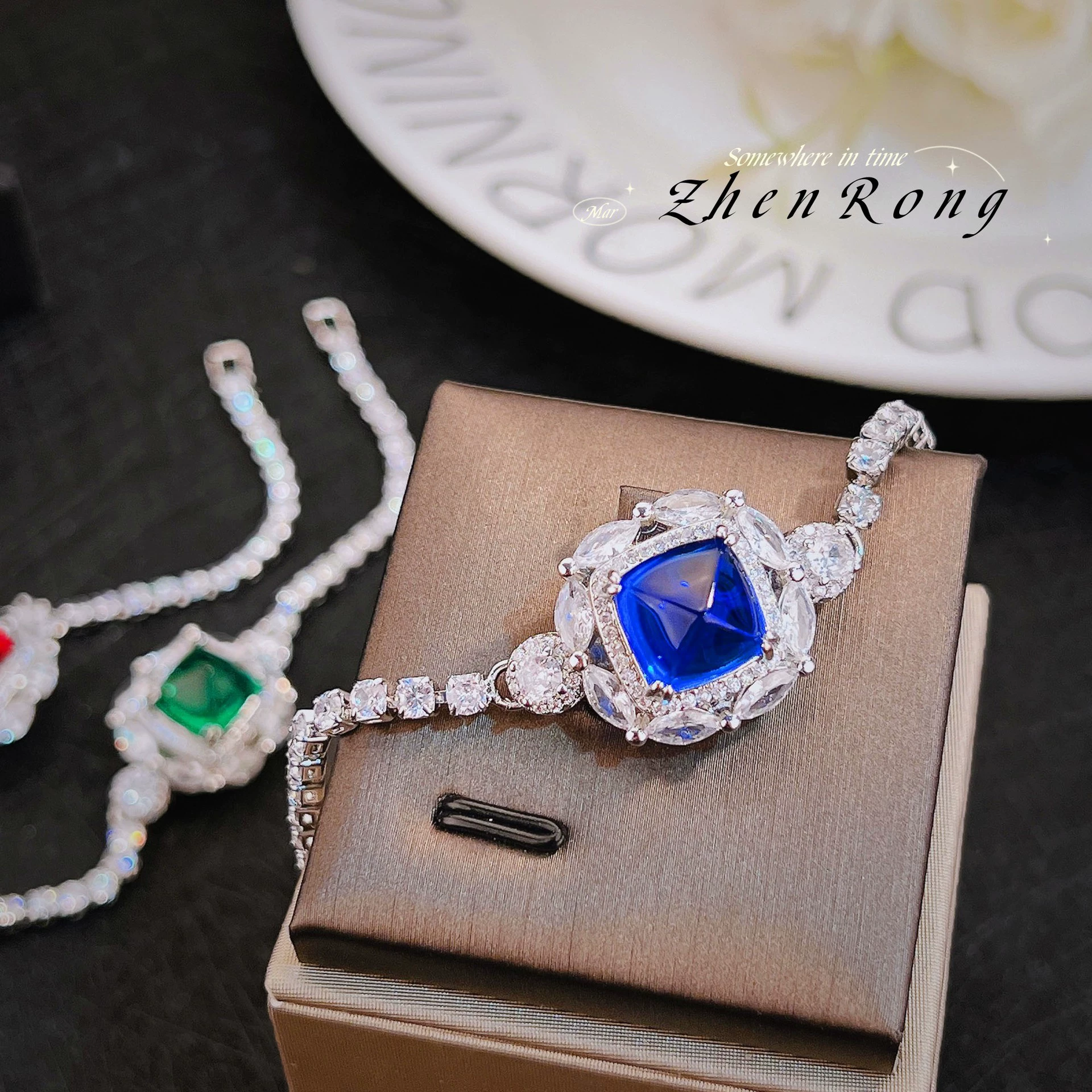 Royal blue diamond, artificial ruby bracelet, city style, light luxury style