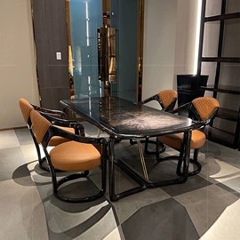 皮艺沙发;成套餐桌椅;皮艺床