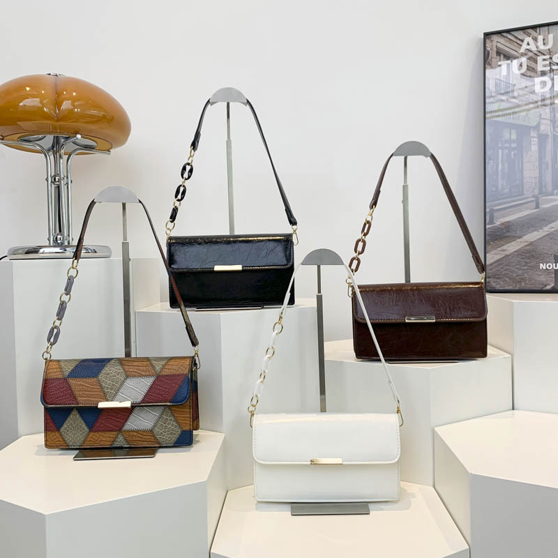 Bolso de verano para mujeres 2024 nuevo bolso de brazo bolso de moda retro de gran capacidad bolso de hombro de mujer