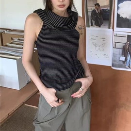 女式针织衫;吊带背心;连衣裙