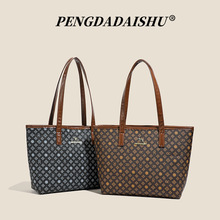 ߼дŮСٴͨڰQ¿ܛƤذ