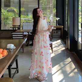 【夏款女装夏装】数据好 甜美立体花挂脖连衣裙