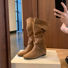 2025年新款复古西部牛仔靴女柔软褶皱堆堆靴子内增高长靴中筒时装