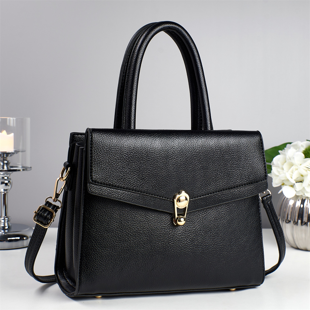 Bolso pequeño de color sólido transfronterizo de mediana edad, bolso pequeño, bolso de mensajero de un solo hombro simple y de moda, bolso de madre 2025 nuevo