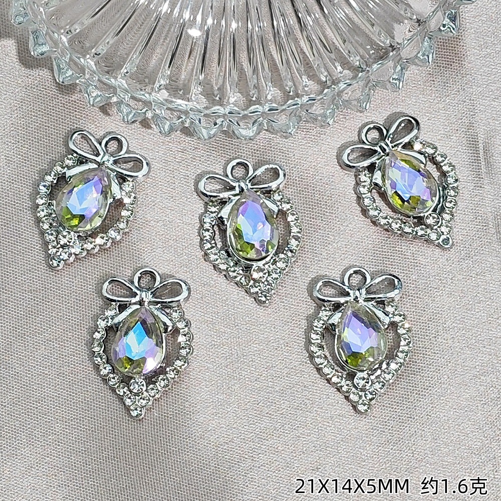 Exquisitos accesorios de joyería colgante de diamante de alta protección ultravioleta al por mayor collar DIY artesanal colgante de materiales de ropa de pulsera