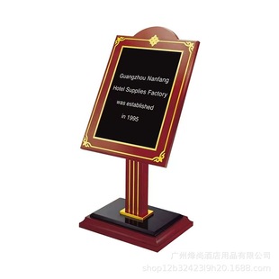 �Ϸ�P-47�Ϸ����ƾƵ��e�^����ָʾ���tԺ�̈�ľ�|ӭ�eָʾ��ˮ��