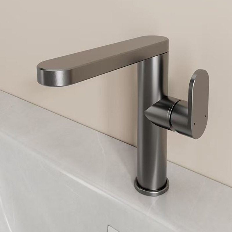 Diseño giratorio universal a prueba de salpicaduras Grifo de enfriamiento y calor de control dual de un solo mando Grifo extraíble para lavabo de inodoro doméstico