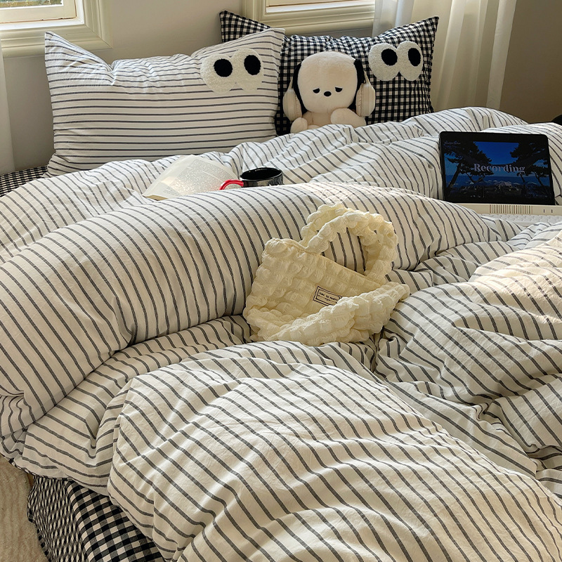 Juego de cama de algodón grueso de cuatro piezas 2025 nuevo estilo dormitorio de otoño e invierno sábanas de algodón funda edredón Juego de cama de tres piezas 4