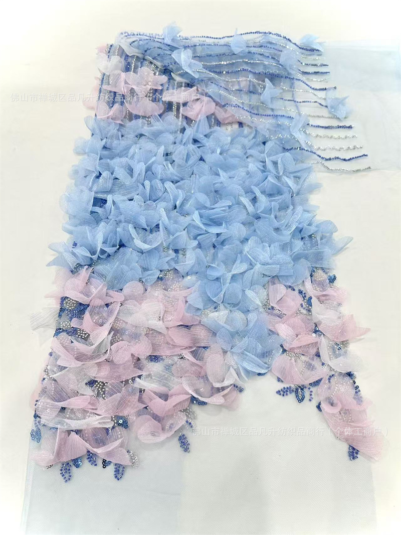 Modas de alta definición tridimensional flores vestidos de cinturón de diseño femenino nicho vestido romántico tejido bordado