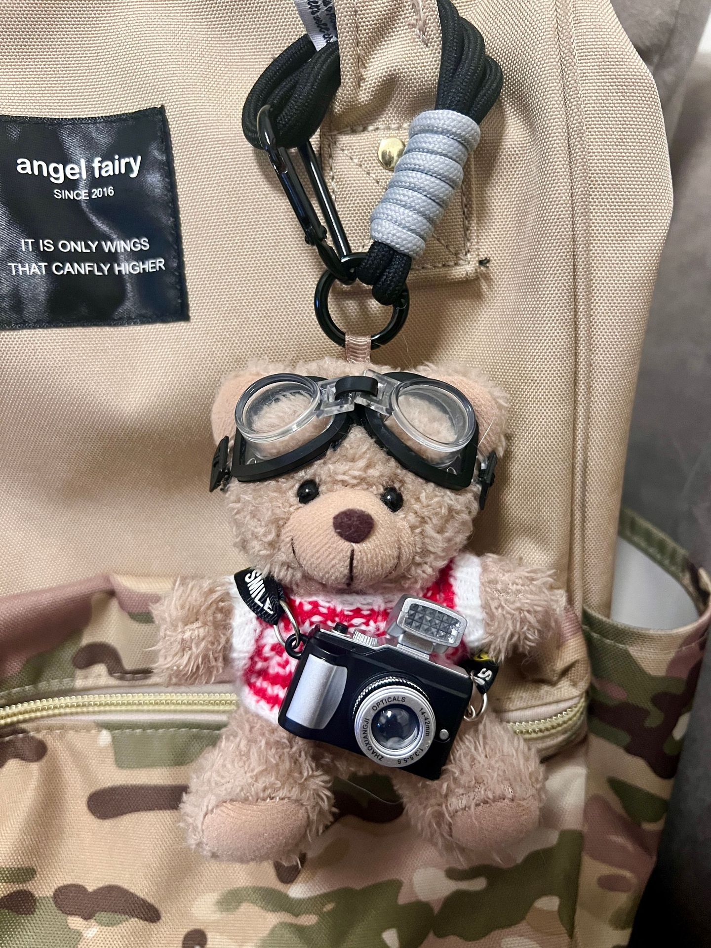 Cámara original oso lindo colgante de bolsa muñeca de felpa colgante de mochila colgante de pareja llavero regalo creativo