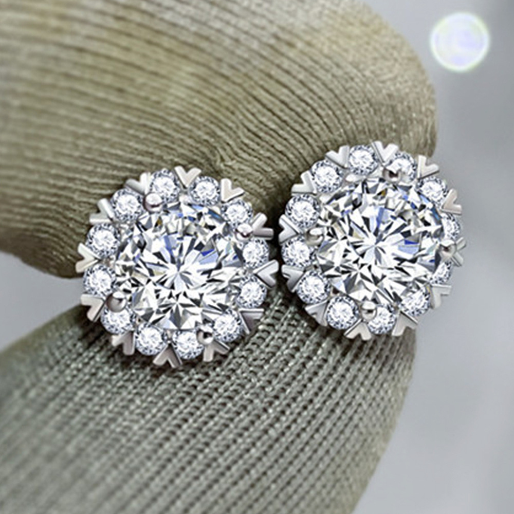 Cao Shi, East Gate of South Korea, inset style earrings, exquisite snowflake zircon earrings, female celebrity banquet pairing with small earrings_voghion.com