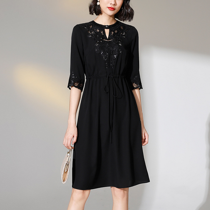 One-piece delivery middle-aged plus size women's clothing European and American casual fashion young mom dress 2022 summer dress