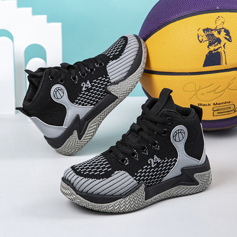 Nuevos zapatos de baloncesto de verano de moda al aire libre zapatos de carrera de suela gruesa rebote de tela de malla zapatos deportivos para niños