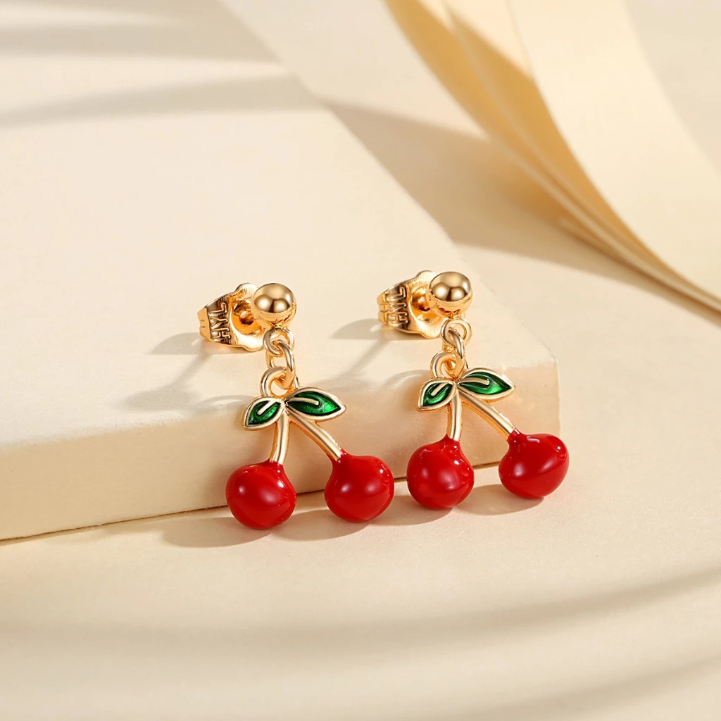 Frutas transfronterizas series colgante de cereza roja pendientes de orejas de oro para mujeres goteo de aceite o conjunto de joyas de cadena