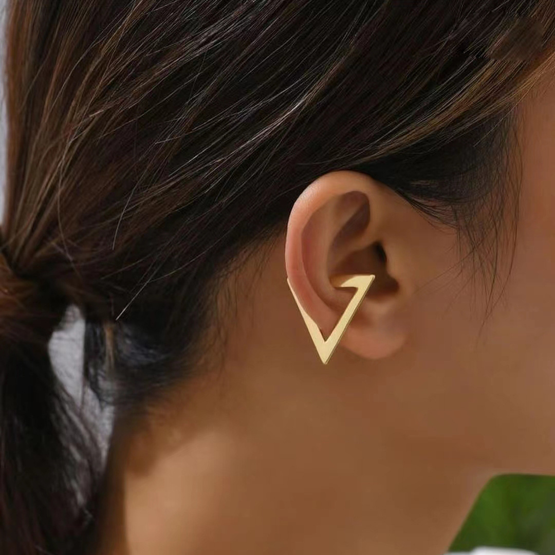 欧美个性夸张合金三角形耳夹 外贸耳骨夹耳饰 2元店地摊饰品批发