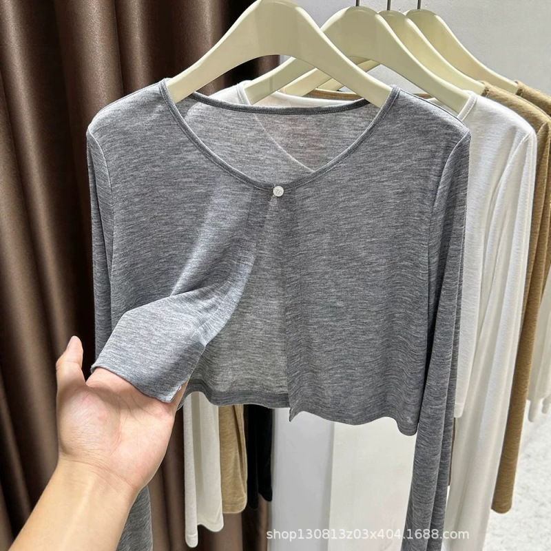 Gray Ice Silk Knitted Long-Sleeved Cardigan for Women in Summer, Paired with a Dress and a Thin, Slightly See-Through Sun Protection Shawl