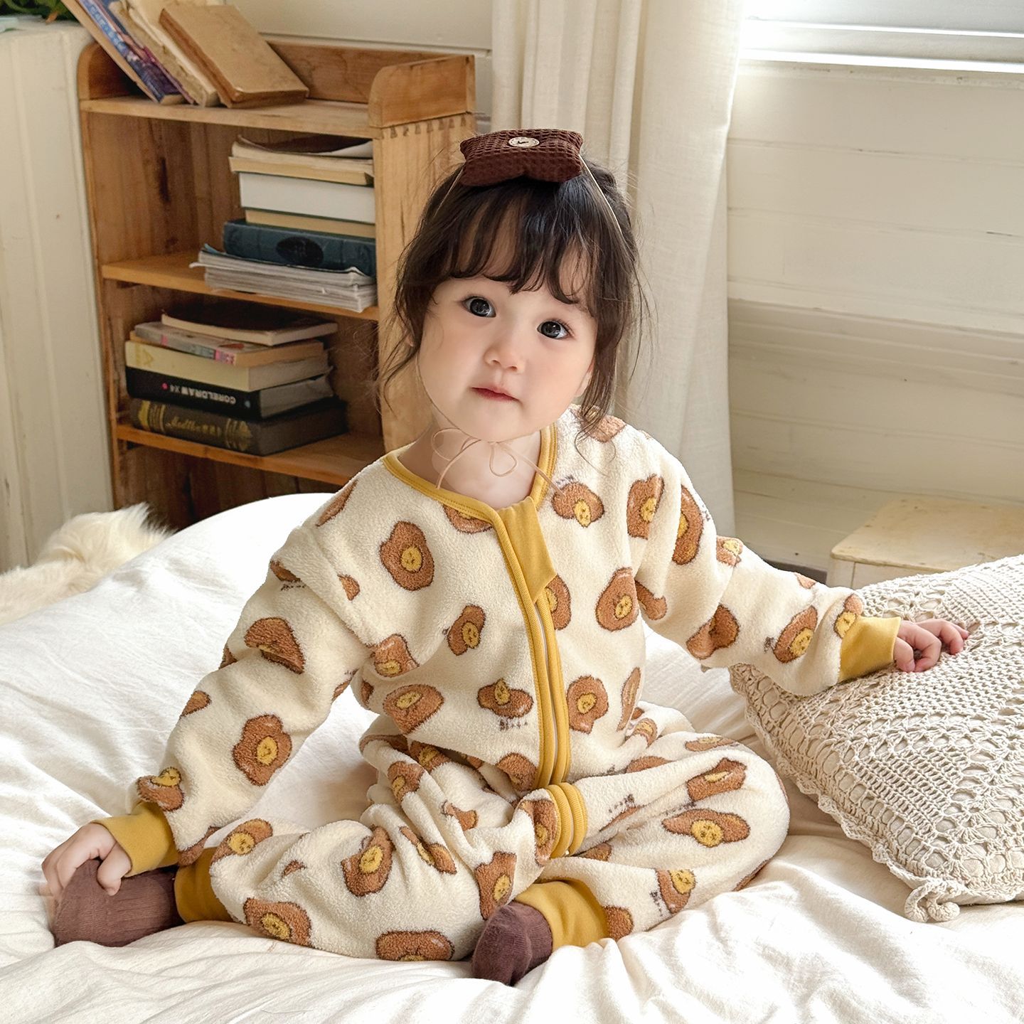 Winter Baby Sleeping Bag Baby One-Piece Pajamas Kidsren's Split-Leg Anti-Kick Quilt Snow Velvet Girls' Flannel Warm Winter