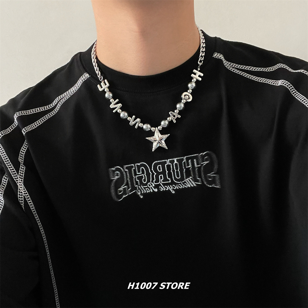 五角星のアルファベットの真珠はネックレスの男の小さい大衆をつなぎ合わせて軽くて豪華なinsヒップホップの欧米の個性の衛衣の鎖の女性をつなぎます。