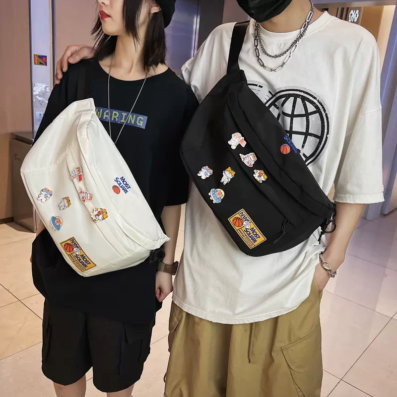 新款休闲斜挎包男大容量潮牌学生单肩包女日系简约运动情侣胸包