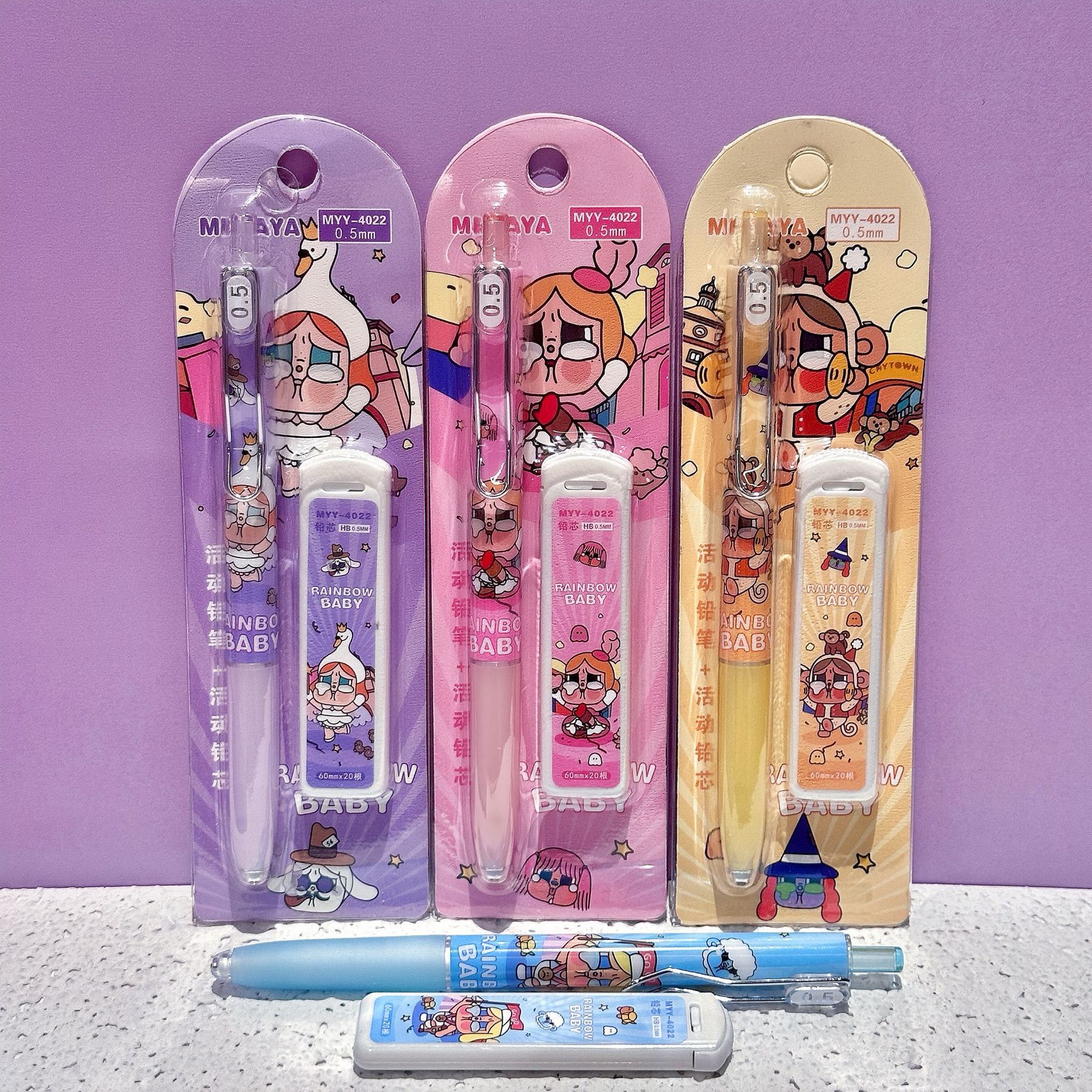 Muñeca automática juego de lápiz creativo lápiz núcleo combinación de dibujos animados estudiantes de papelería regalo