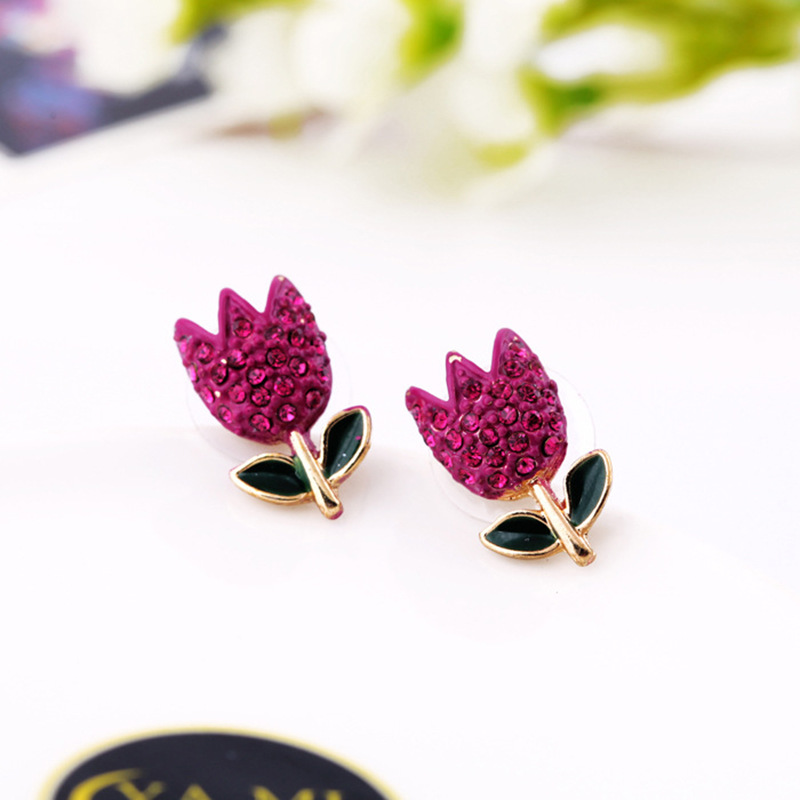 Vintage Simple Flower Inlaid Rhinestone Earrings Wholesale Nihaojewelry display picture 5