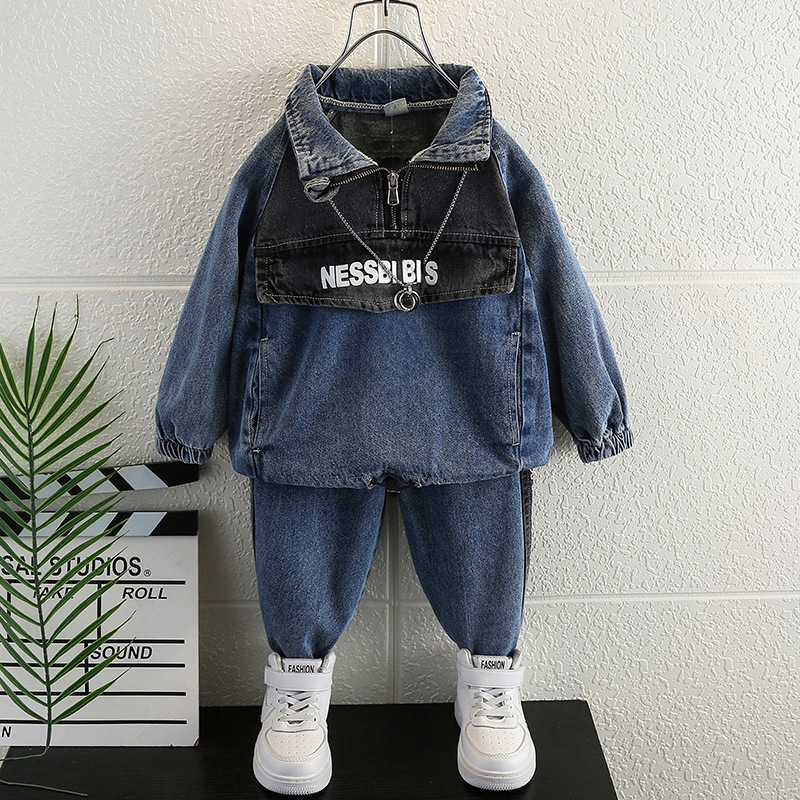 5982 Traje de mezclilla para niños Primavera y otoño 2024 Nuevo estilo de estilo occidental Ropa de calle frita para bebés Traje de dos piezas de otoño para niños