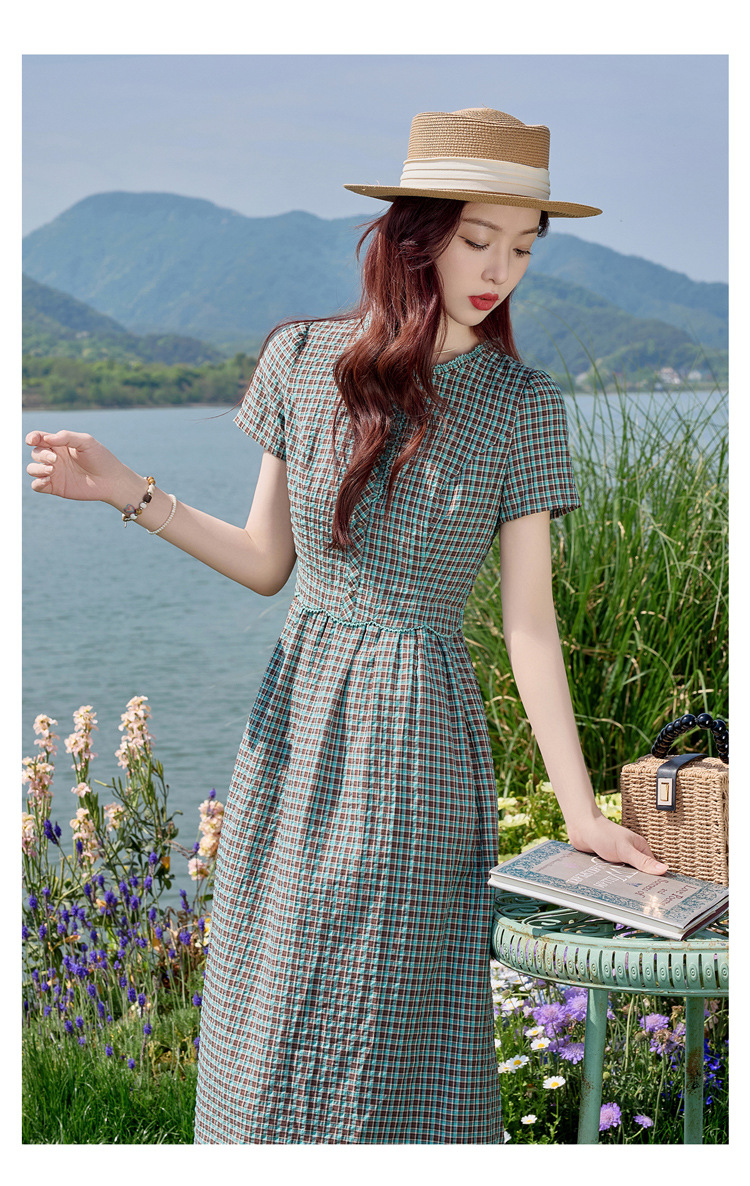 Đầm sơ mi kẻ caro cotton retro eo buộc dây dài trung bình — Màu sắc hình ảnh chi tiết 3