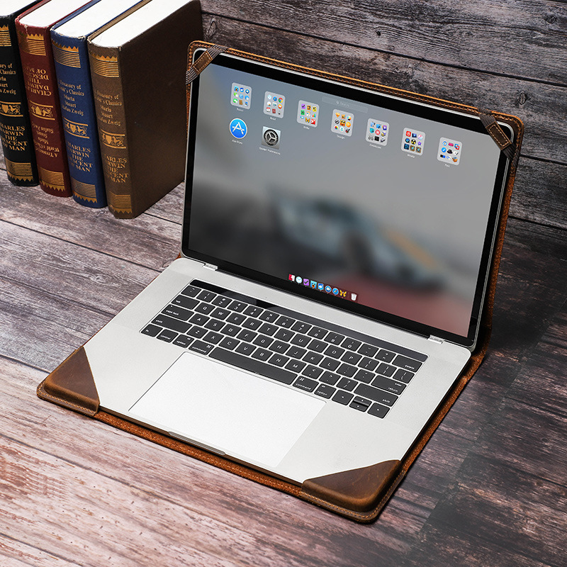 Macbook pro 13.3インチの保護カバーを適用します。|undefined