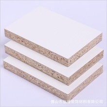 颗粒板隔断贴面板砂光素板三聚氰胺板刨花板E0级实木板板材双面