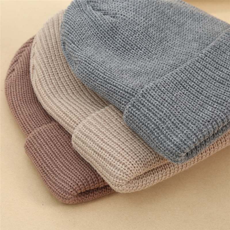 Diseño sombrero de punto sombrero de lana de otoño y invierno sombrero de protección de orejas caliente sombrero de cabeza con LOGO sombrero frío a prueba de viento para hombres y mujeres