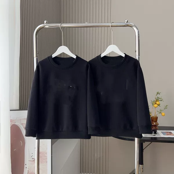 70648 New hooded sweatshirt
