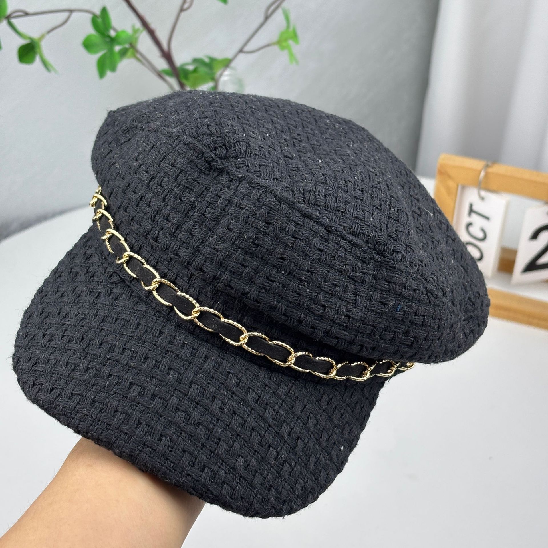 Japanese Style Autumn Winter New British Flat Top Navy Hat Women Retro Fashion Chain Duckbill Cap Korean Version_voghion.com