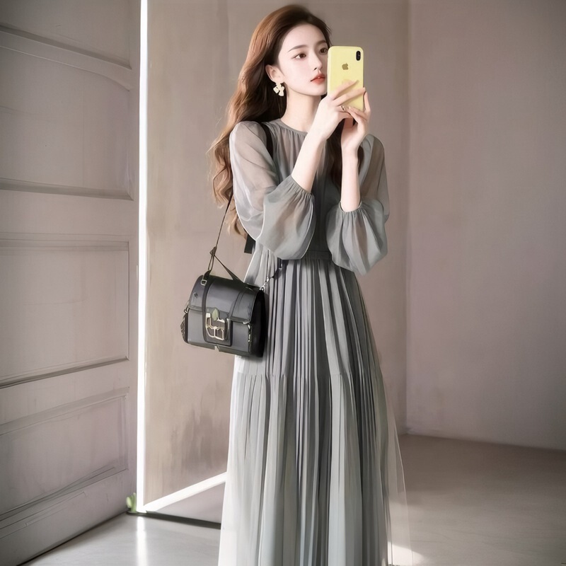 Spring and summer French unique beautiful temperament goddess fan dress high sense dignified atmosphere gentle wind green dress Spring and summer French unique beautiful temperament goddess fan dress high sense dignified atmosphere gentle wind green dress