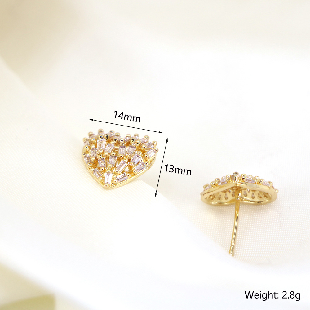 Hollow Heart-shaped Micro-set Zircon Simple Copper Stud Earrings Mother's Day display picture 1