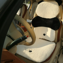 汽车坐垫高级感仿兔毛可爱熊猫车载通用座垫创意冬季保暖汽车座套