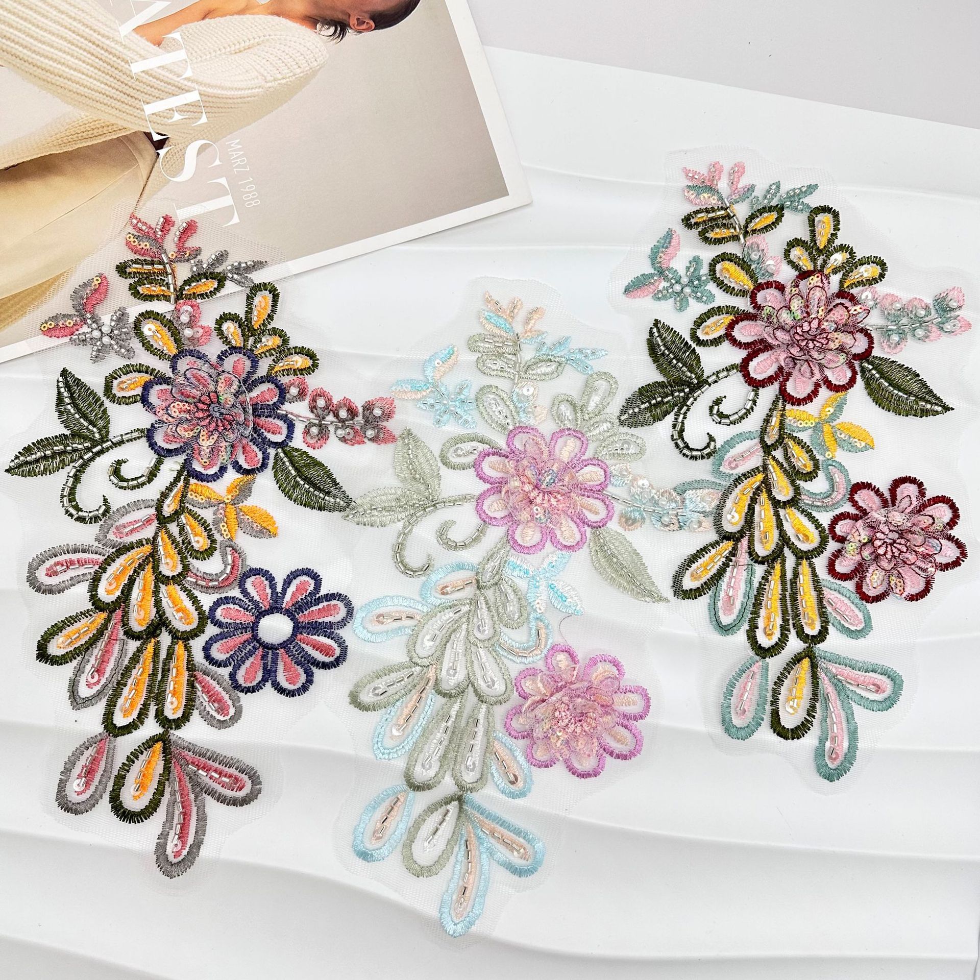Nuevo hilo de red de color bordado flor de tela nueva cheongsam estilo chino ropa de estilo chino decoración delantera decoración decal accesorios en stock