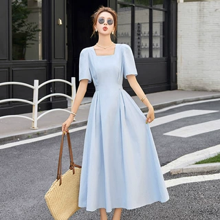 方领中长款连衣裙女2025夏季新款甜美温柔收腰显瘦气质时尚连衣裙