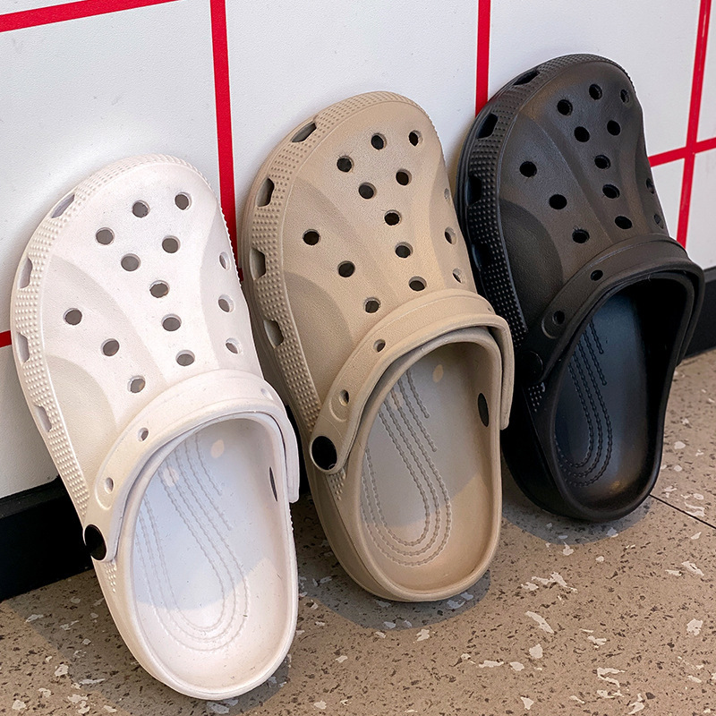 Children's Summer Soft-Soled Non-Slip Clogs for Boys and Girls, Closed-Toe Sandals for Outdoor Beach and Home Use, Baby Slippers Direct from the Manufacturer Children's Summer Soft-Soled Non-Slip Clogs for Boys and Girls, Closed-Toe Sandals for Outdoor Beach and Home Use, Baby Slippers Direct from the Manufacturer