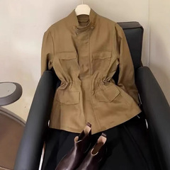 春の新型のレトロな古いお金の風の小さい大衆のデザイン感はまたaがまた颯爽としています。