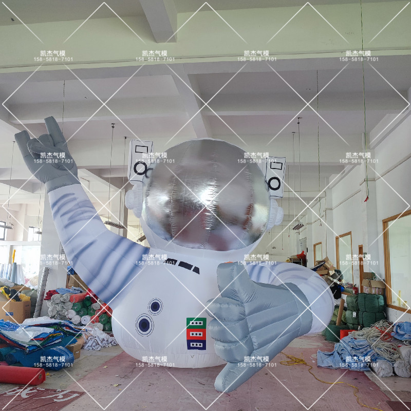 大型充气宇航员气模新款仿真发光半身登月太空人商场户外美陈装饰