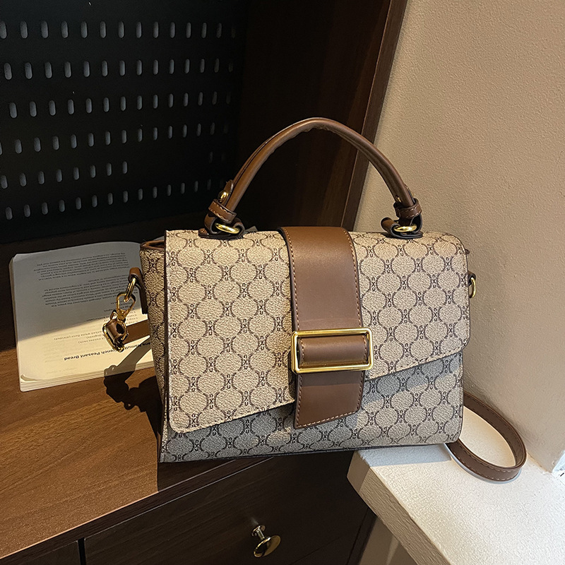 Cross-Border Bags for Women 2025 New Fashion Printed Handbags Retro Contrasting Color High-End Commuter Shoulder Crossbody Bag