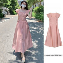茶歇法式长裙子设计感抽绳赫本轻熟风气质小飞袖粉色连衣裙女夏季